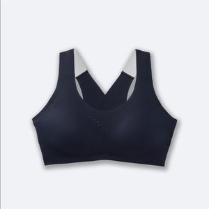 Brooks Dare Crossback bra